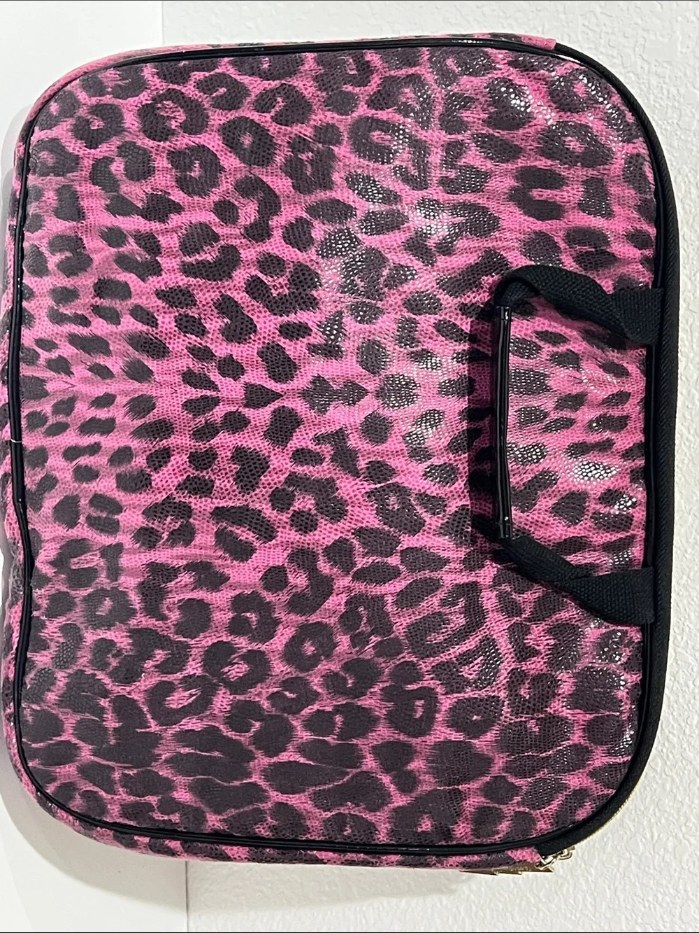 Betsey Johnson pink and black leopard print handbag or laptop tote.